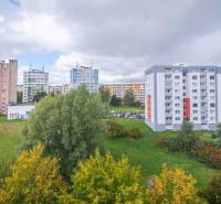 Housing estate in Poprad with a view of a 2-room apartment and the surrounding nature.