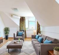 pridat-709 - Living Room - Modern - 8.jpg