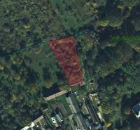 Aerial view of recreational plots in Gemerské Teplice with the parcel marked.