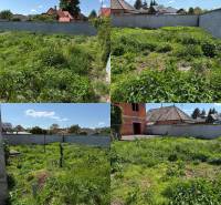 Kuzmanyho ul. Levice RD - stavbený pozemok  (19).JPG