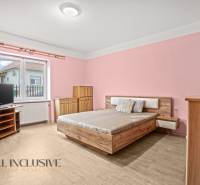 9 - 2025-12-15T125557.070.jpg