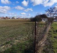 Residential plots in Čierny Brod with a view of the houses along Čierny Brod Street.