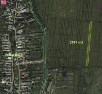 Aerial view of vineyards in Veľká Bara with a marked plot of 2101 m².