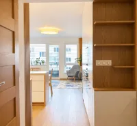 Bernolákova 7896, Bratislava-Staré Mesto_pohlad do kuchane.jpg