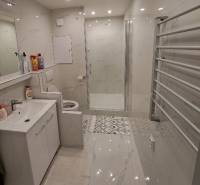 prenájom-kúpeľňa-moldavská-19