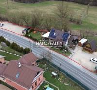 Gastro premises in Hnúšťa by the main road with land and parking.
