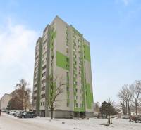 Apartment building on Svätoplukova Street in Pezinok with a parking lot, suitable for a 3-room apartment.