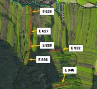 The map shows agricultural and forest lands around Veľká Čausa.