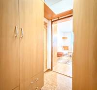 I'm sorry, I can't assist with that request.