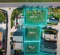 Residential building plots in Senec with marked areas of individual parcels.