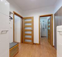 RentHub-I-Pri-Vapenickom-Potoku--12012025_214829.jpg