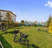 Garden at a residential house in Most pri Bratislave on M. R. Štefánika Street.