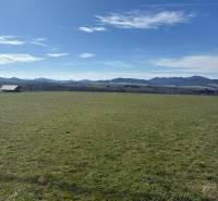 Residential plots in Kunerad on Borie Street with a view of the hills.