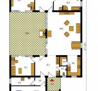 Floor plan of a single-story family house with a garage and a spacious living room.