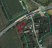 Cadastral map with marked plots for agricultural and forestry use in Dvorníky-Včeláre.