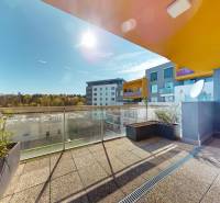 The atmosphere of a 3-room apartment on Staré Grunty in Bratislava - Karlova Ves with a view.
