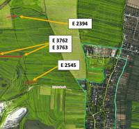 Map of agricultural and forest land in Ludrová with highlighted parcels.