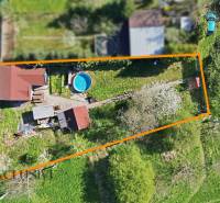 Aerial view of a garden with a pool in Kráľová nad Váhom.