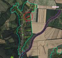 Aerial view of fields and gardens around Gemer with highlighted property boundaries.