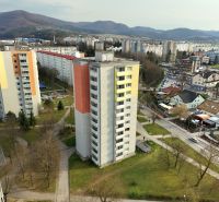 A view of the housing estate and greenery from Hurbanova Street in Dubnica nad Váhom.