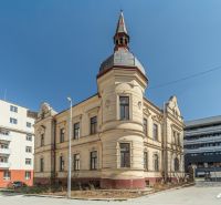 A historic cottage on Hviezdoslavova Street in Trenčianske Teplice with ornate architecture.