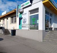 Commercial premises in Žiar nad Hronom with a ramp and stairs, offering farm products.
