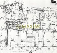 Floor plan of a 3-room apartment with the depiction of rooms and dimensions.
