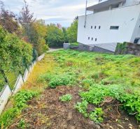 Garden and building on Tupého Street in Bratislava - Nové Mesto, Land - residential.