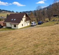 A family house in Oravská Lesná surrounded by nature and a spacious garden.