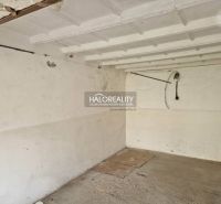 Garages with concrete floors and white walls suitable for use in Dunajská Streda.