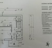 Ground floor plan of the house at Záhrady with a legend of rooms and materials.