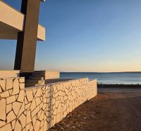 Sea view from the plot of a 3-room apartment in Mandre.