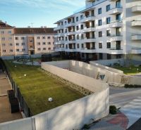 Apartment buildings with terraces and a garden in the city of Zvolen offer options for a 3-room apartment.