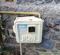 Gas cabinet on a stone fence in Heľpa, Unusual properties.