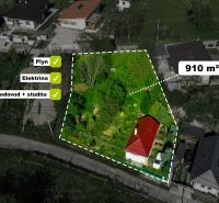 Aerial view of a family house in Čaradice with a spacious garden covering an area of 910 m².