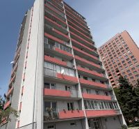 High-rise building on Račianska Street in BAIII for a 2-room apartment.