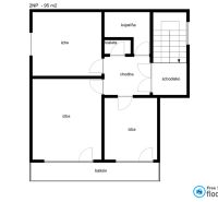Floor plan of the second floor of a family house with three rooms, a bathroom, and a balcony.