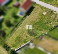 Building plot in Diaková, suitable for residential use, fenced and ready for construction.