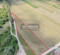 Land for residential use in Svätý Jur with marked boundaries and greenery.