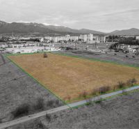 Development plots in Martin with a view of the surrounding mountains.
