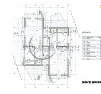 Ground floor plan of a family house with room labels and dimensions.