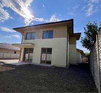 A family house on GARDENTOWN street in Dunajská Streda with a spacious terrace.