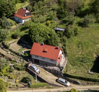 An aerial view of family houses surrounded by greenery in Banky on Banky Street.
