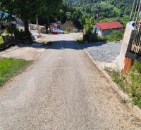 Trnovec Street in Lodno, offering peaceful living in a beautiful environment.