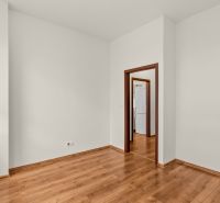 Kúpte si PRÍJEMNÝ 2i byt s PIVNICOU pri CENTRE, KOMPLETNÁ REKON.