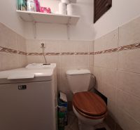 wc.jpg