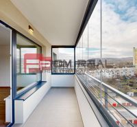 Loggia of a 3-room apartment on Rudroffova Street in Bratislava III with a view of the city.