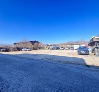 Parking lot with cars on the property, Majerská cesta, Majer, Banská Bystrica, commercial use.