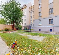 Detské ihrisko na spoločnom dvore