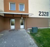 Entrance to the apartment building on Pavla Országha Hviezdoslava in Topoľčany, suitable for a 2-room apartment.